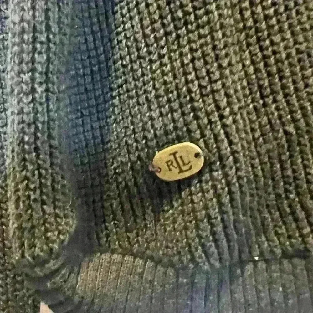 Lauren Ralph Lauren size L black waffle knit shirt - Picture 5 of 5
